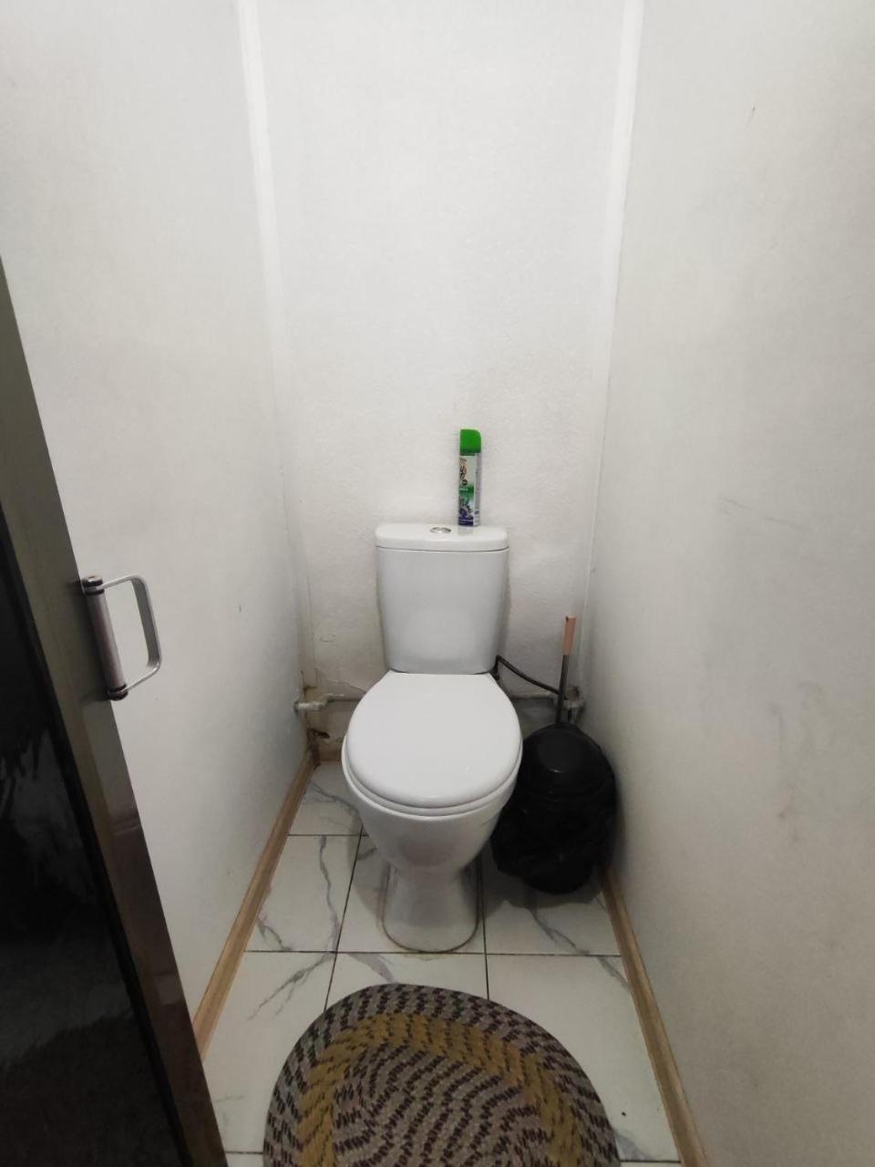 Nomadstan Capsule Hostel カラコル エクステリア 写真